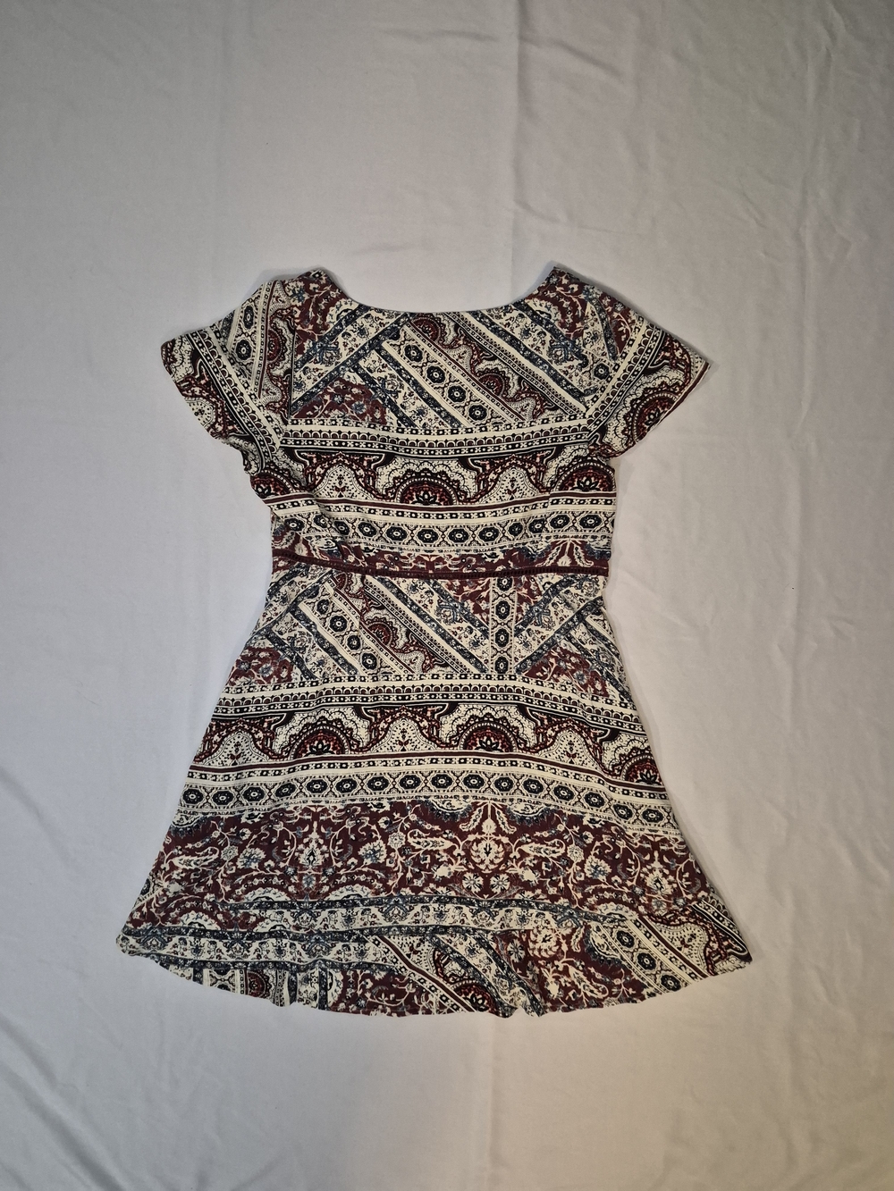 Idyllwind Medium Boho Paisley Dress | Burgundy & Cream Short Sleeve Mini Dress - Picture 2 of 6